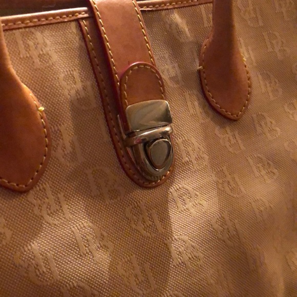 Dooney & Bourke Bag (handbag) - Picture 2 of 8